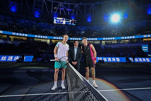 整场比赛中 整场比赛中